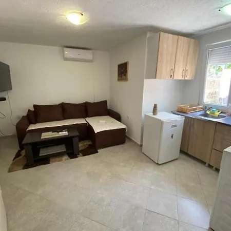 Apartman Sandra Daire Kotor Dış mekan fotoğraf